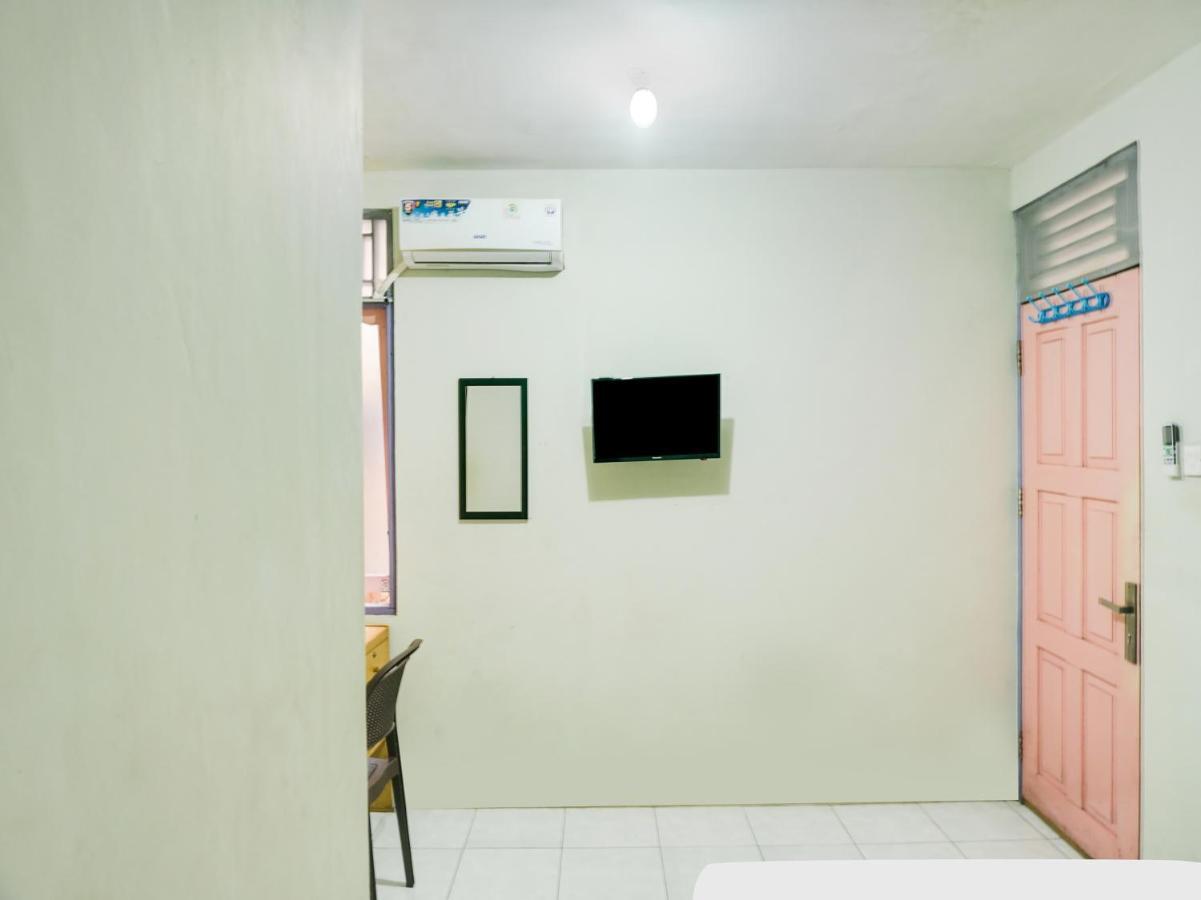 Oyo 2872 Garuda Guest House Banjarmasin  Kültér fotó